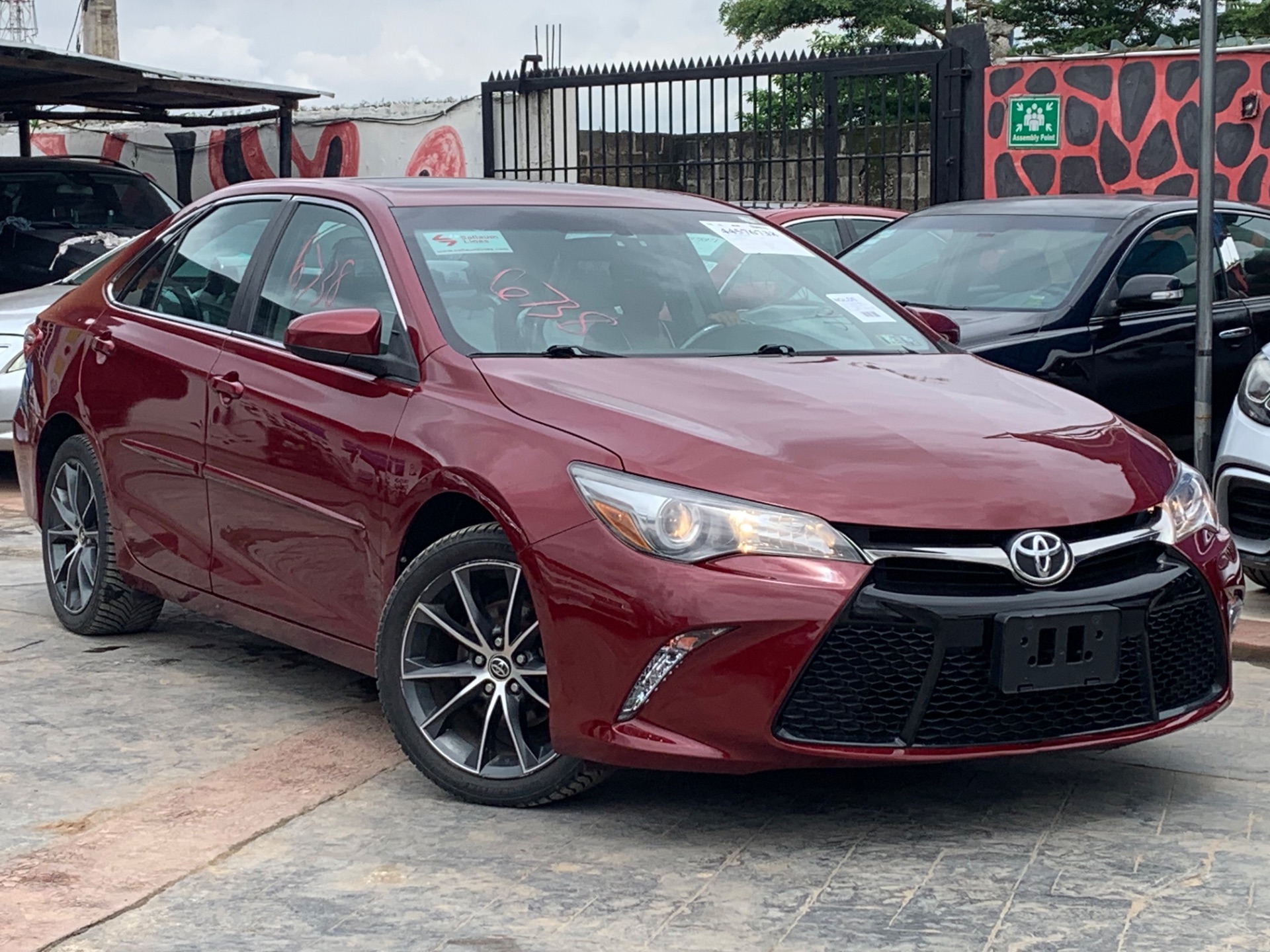 TOYOTA CAMRY XSE - Main View
